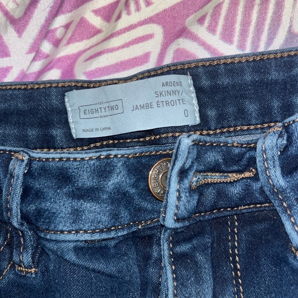 skinny jeans - Picture 2 of 2